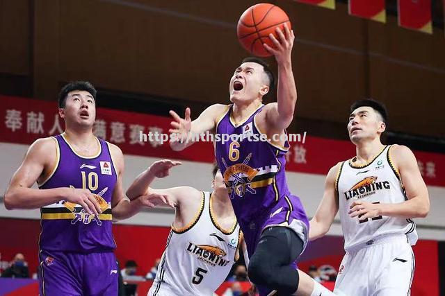 NBA选秀大会：CBA球员成为焦点，多名球员入围前30顺位_